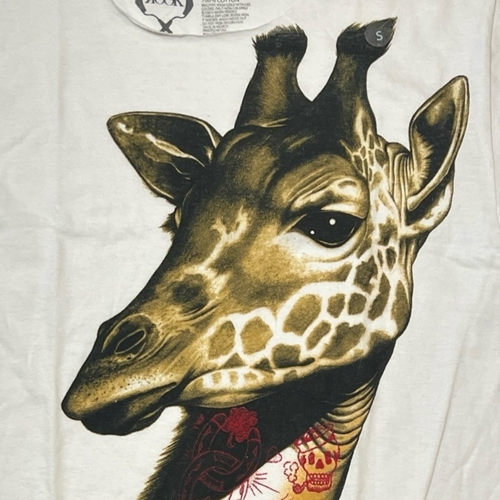 NWOT Rook Giraffe T-Shirt - Picture 7 of 10